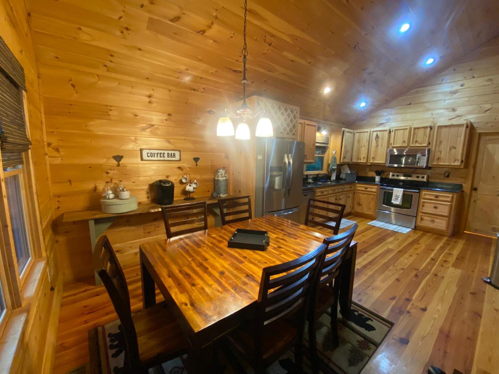 The Cozy Lazy Laurel With Year-Round Mountain Views, Hot Tub, Fire Pit Villa Cherry Log ภายนอก รูปภาพ
